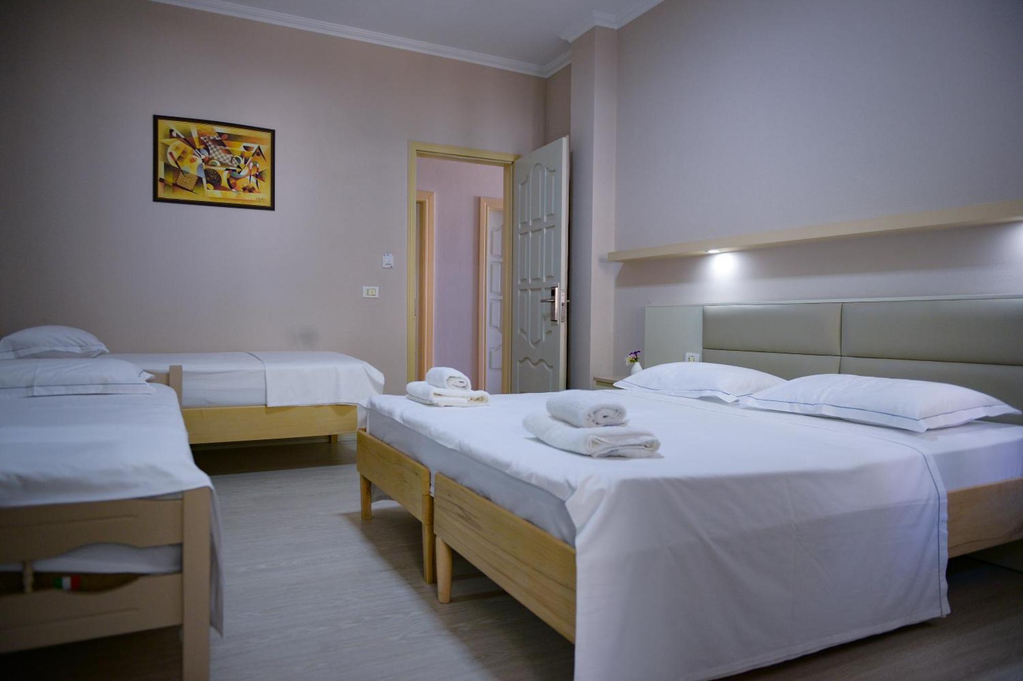 Hotel Andi Durrës Exterior foto