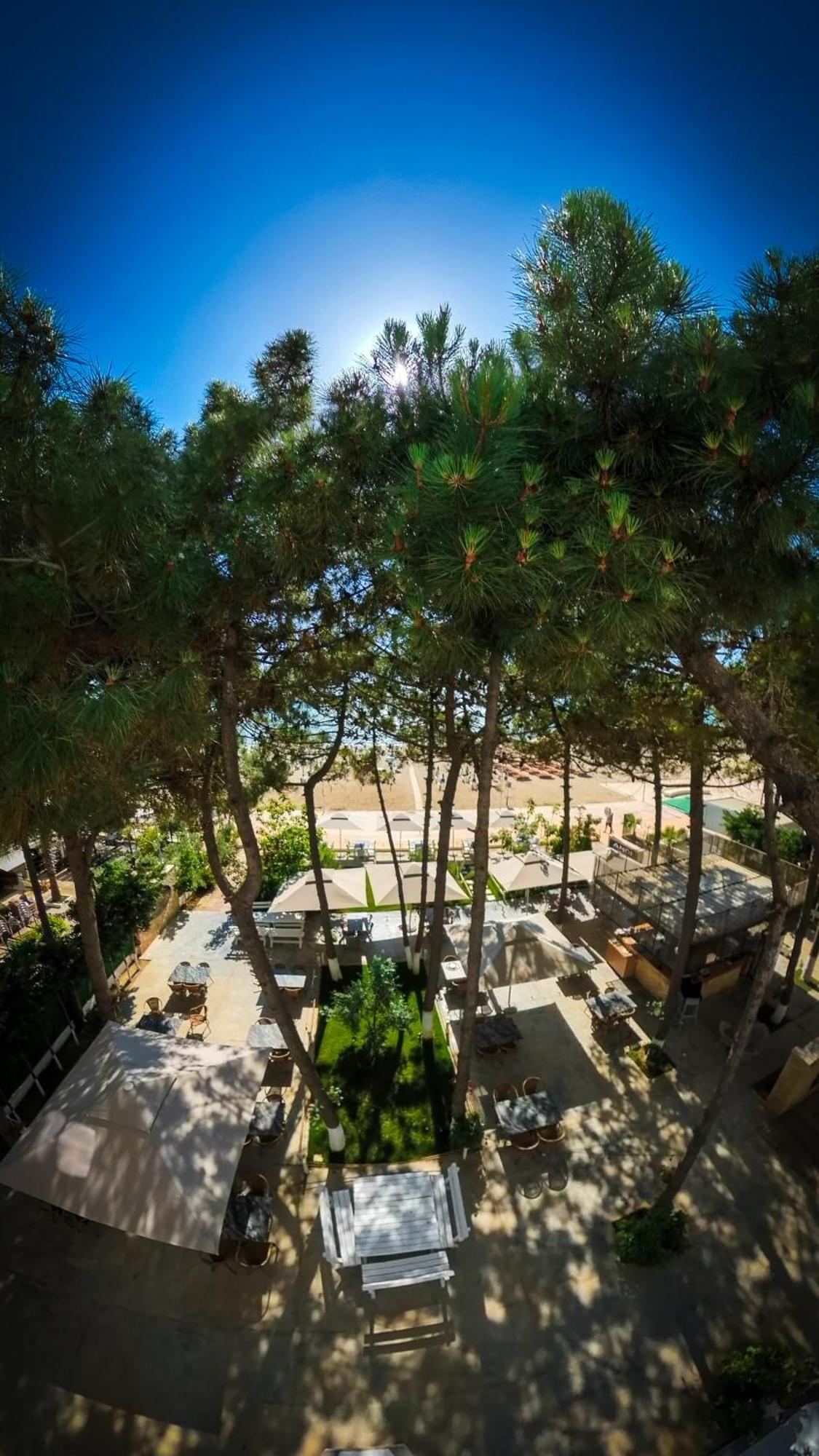 Hotel Andi Durrës Exterior foto